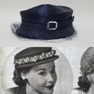 𝅺VINTAGE 40s Blue Straw Face Covered Pillbox Hat